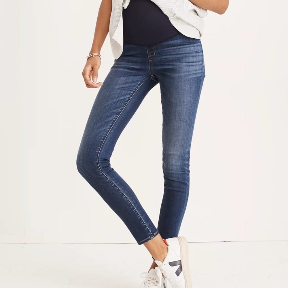 Maternity Over-the-Belly Skinny Jeans in Danny Wash